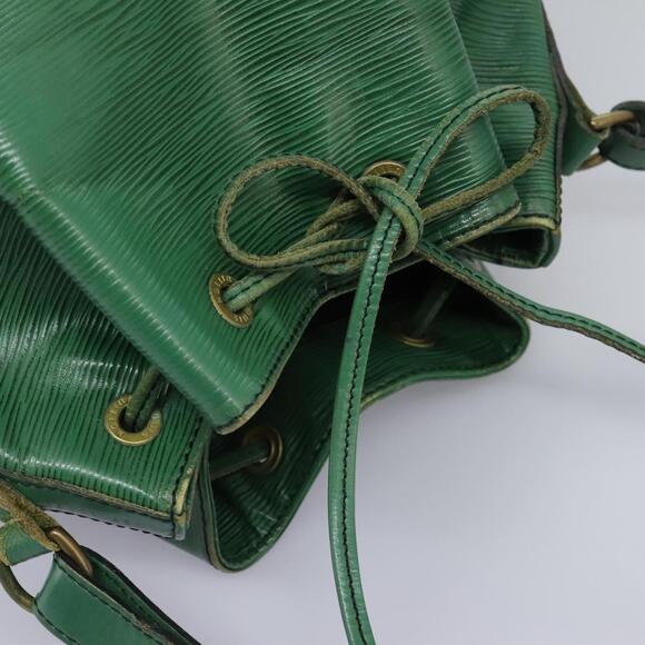 LOUIS VUITTON Epi Petit Noe Shoulder Bag Green M44104 - Picture 6 of 13